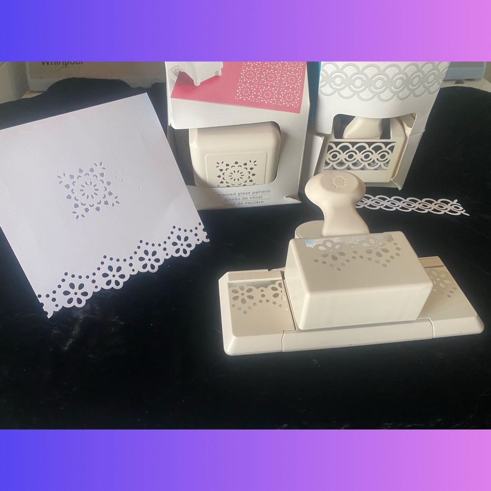 Martha Stewart lot paper hole punch 2 boarder designs 1 punch all over
